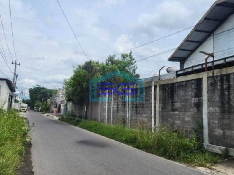Dijual Tanah Zona Merah Industri Lokasi di Solo Baru Luas 2900m2