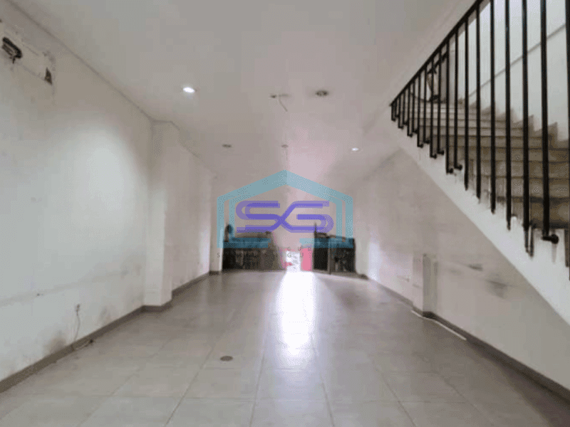 Disewakan Ruko Luas Bangunan 200 m² di Muara Karang Jakarta Utara
