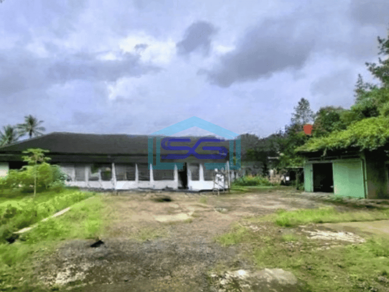 Dijual Gudang Luas Bangunan  1500 m² di Pinggir Jalan Raya Cicantayan Sukabumi