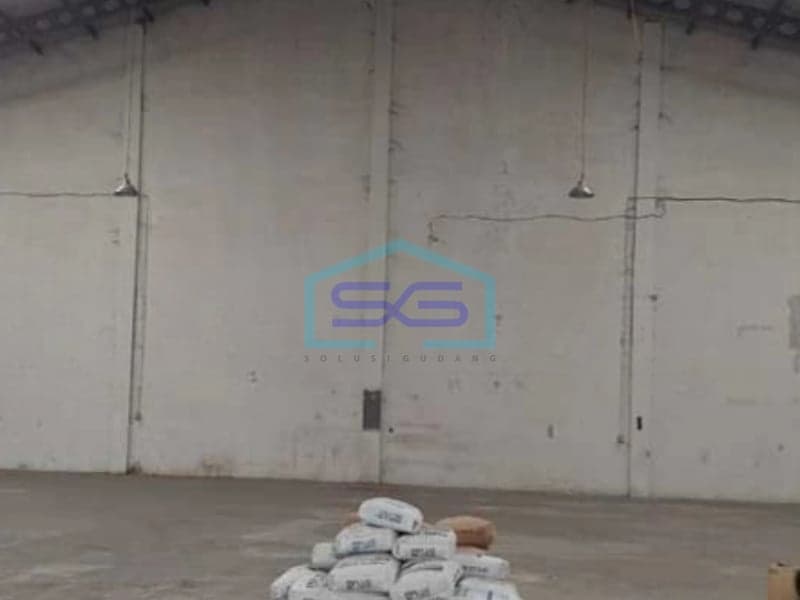 Warehouse for Sale Land Area 870 sqm Located in Jatake Tangerang