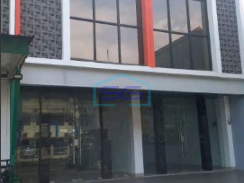 For Rent: Adjoining Shophouses Strategic Location in Pondok Gede, East Jakarta FL 186 m²