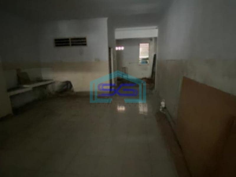 Disewakan Ruko 3 Lantai Panjang Carport Luas Bangunan 495m2 Di Cempaka Putih Jakarta Pusat