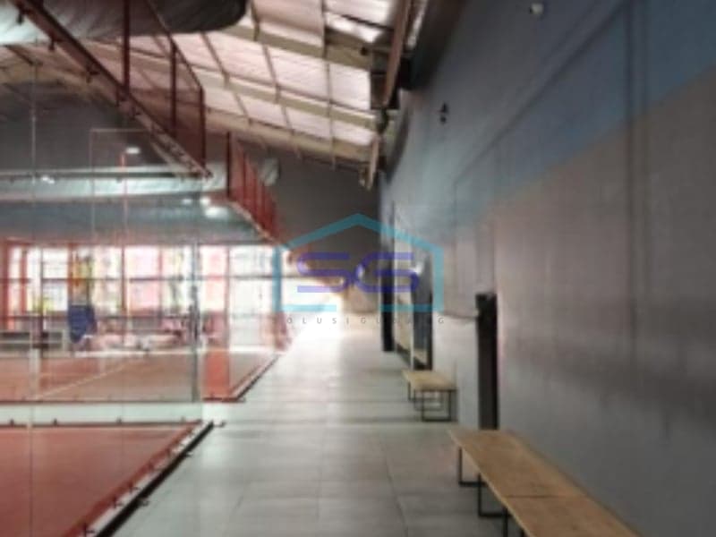 万隆西部爪哇省苏加诺哈达主干道大型优质仓库出售 建筑面积2000平方米