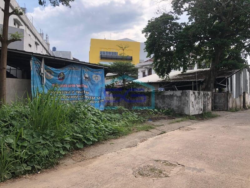 Disewakan Lahan Tanah Ada Bangunan di Kota Palembang, Sumatera Selatan LT 1300 m2
