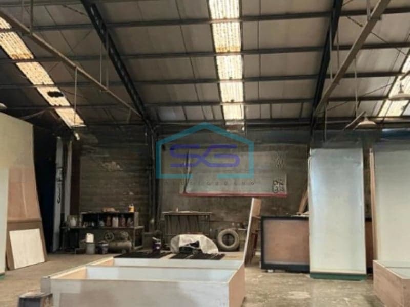 Dijual Gudang Luas Tanah 1230 m² Lokasi di Semarang Barat