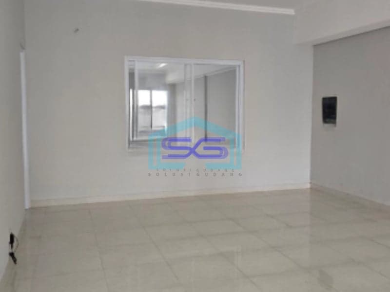 Disewakan Ruko 2 Lantai Luas Tanah 223 m² Lokasi Semarang