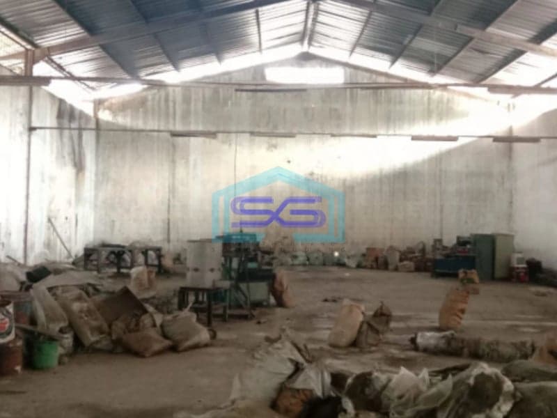 Disewakan Gudang di Jl. Imam Bonjol Karawaci Tangerang Butuh Renovasi SHM LT 4585m2