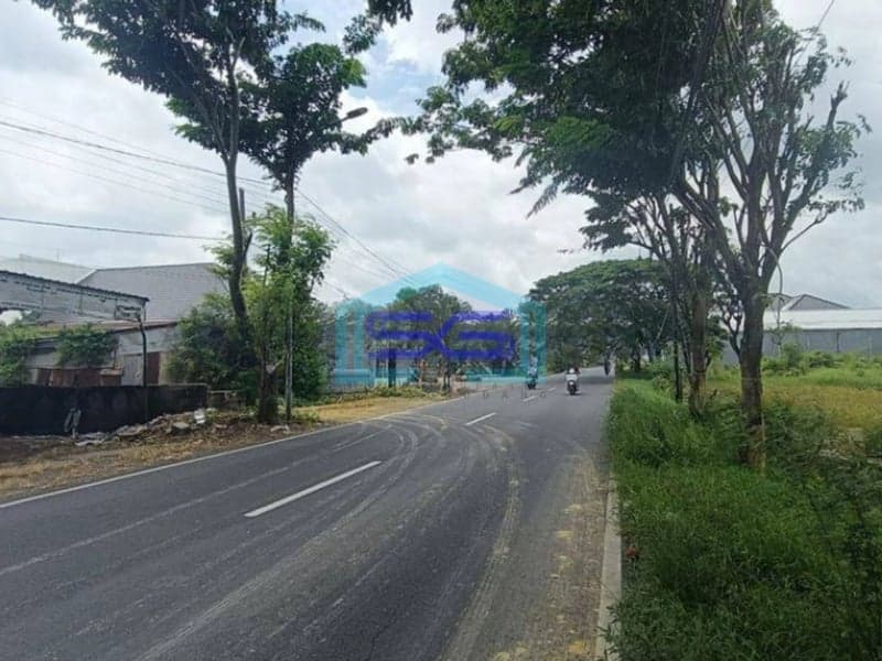 Dijual Murah Gudang ex Bengkel Las Listrik di jalan raya Balongpanggang, Gresik LT 1100m2