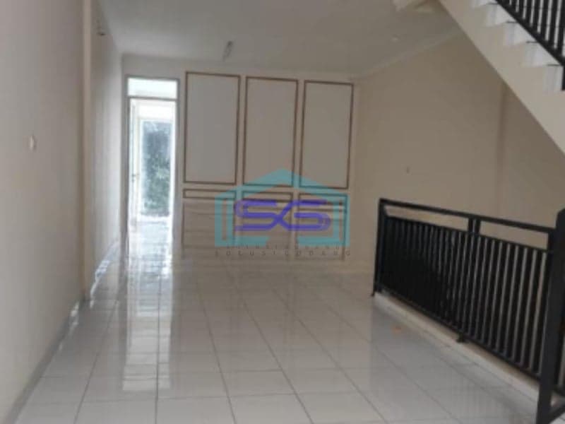 Di Sewakan Ruko Area Komersi Kemang Jakarta Selatan Luas Bangunan  150 m²