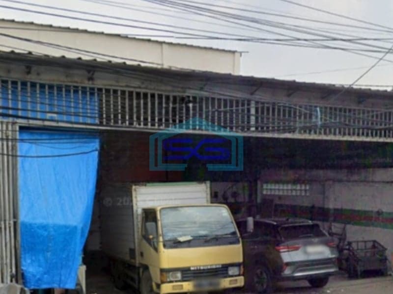 Disewakan Ruko 2 Lantai Luas Tanah 207 m² di Jakarta Timur