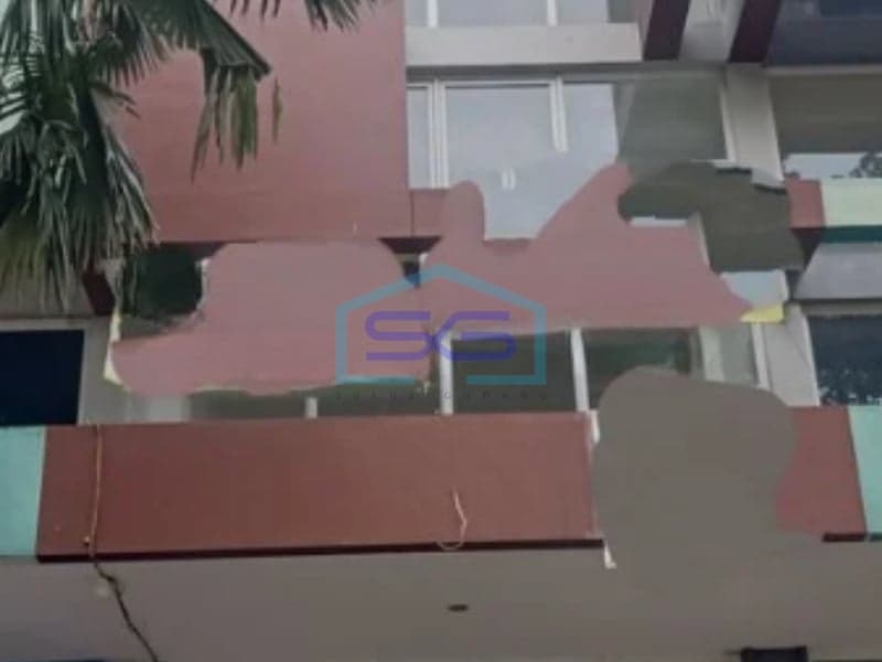 For Rent 3-Story Shophouse in West Jakarta Building Area 284sqm