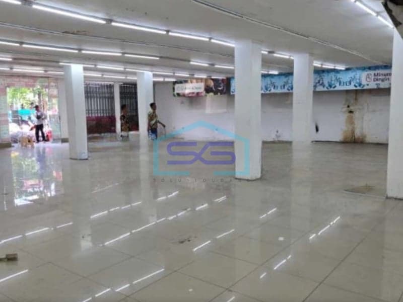 Disewakan Ruang Usaha di Tengah Kota Daerah Singosari, Semarang LB 800 m²