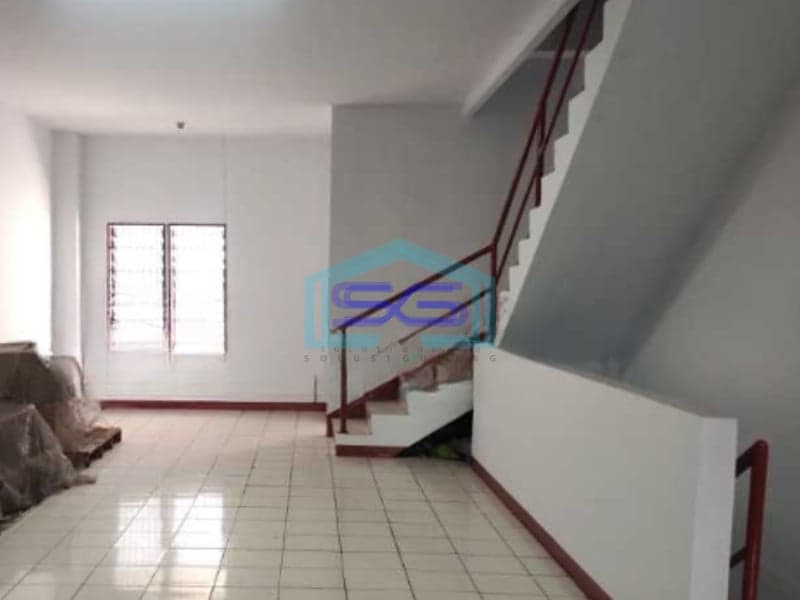 Disewakan Ruko Luas Tanah  670 m² Lokasi Bebas Banjir di Jakarta Barat