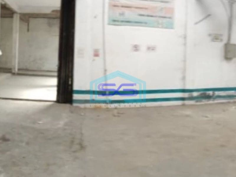 Dijual Gudang di Daan Mogot Raya Jakarta Barat Sudah Renovasi SHM LT 1012m2