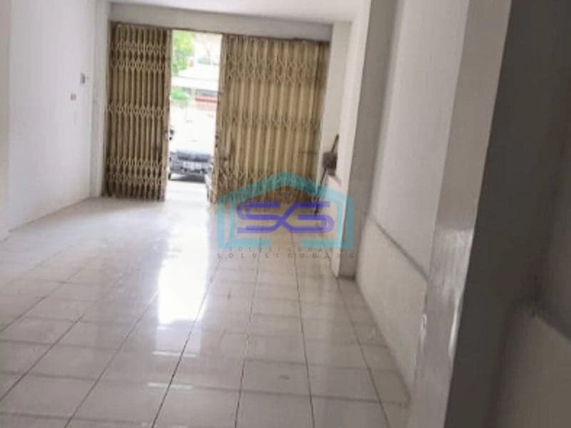 Dijual Ruko Gandeng Tiga dekat Stasiun KA Tebet Jakarta Selatan LB 400m2