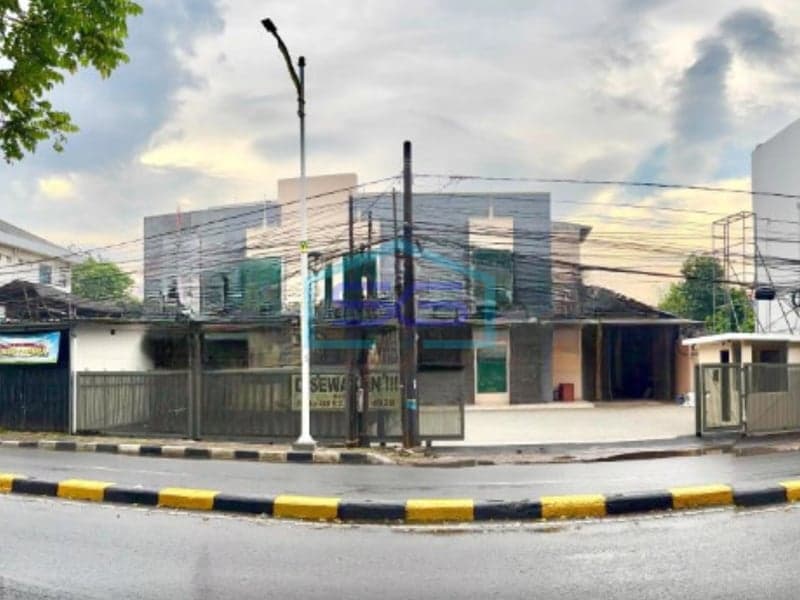 Disewakan Kantor Semi Furnished, Dekat Akses Tol di Jakarta Selatan LB 515 m²