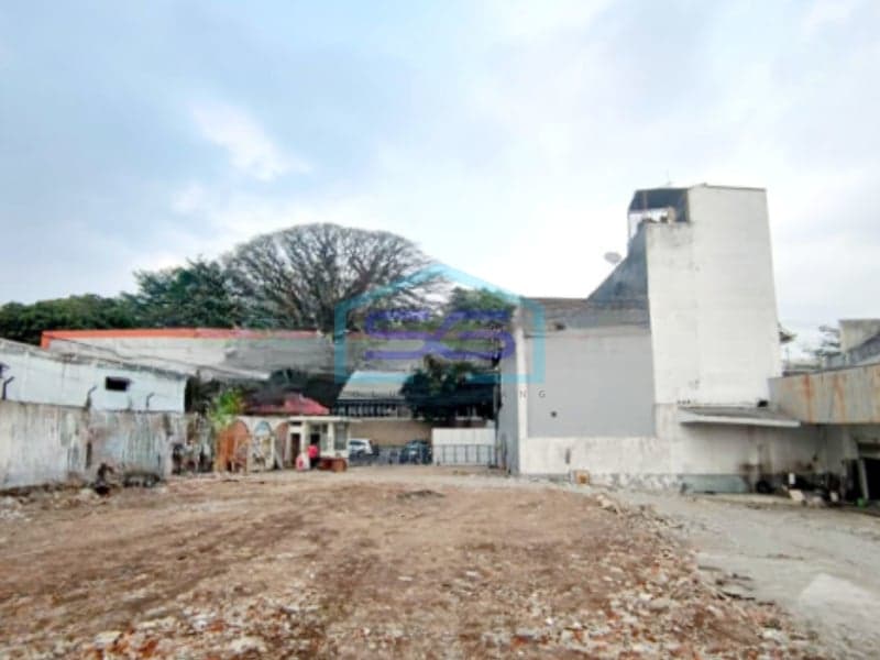 For Sale Strategic Land in Jl Letj S Parman Sutoyo Blimbing, East Java Land Area 2068 m²