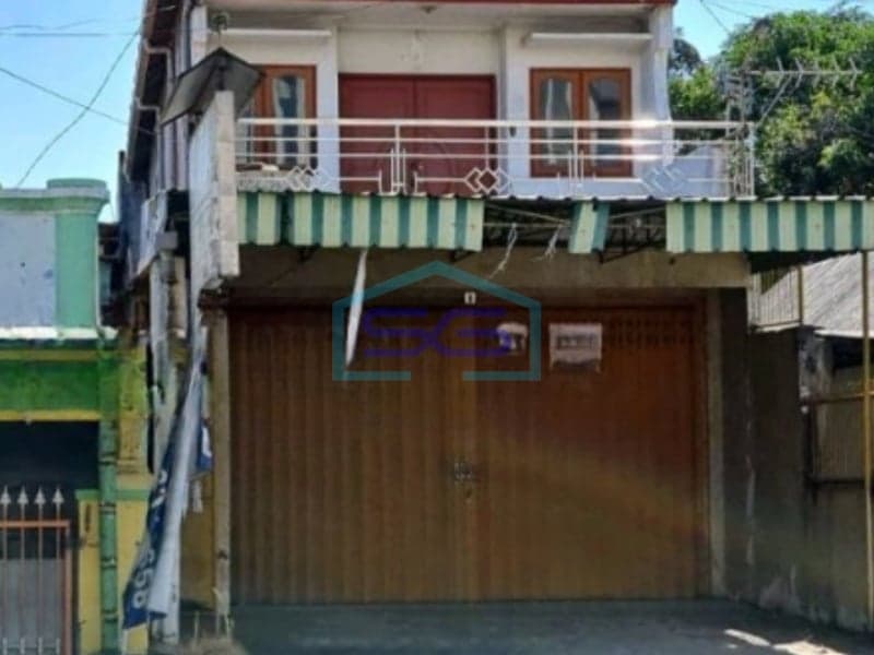 Affordable Shophouse for Rent Building Area 350 sqm Location in Sidoarjo