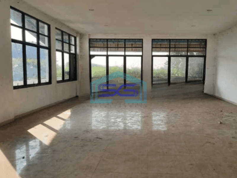 Dijual Gudang Akses Container 40 Feet di Kapuk Jakarta Utara Luas Tanah  3670 m²