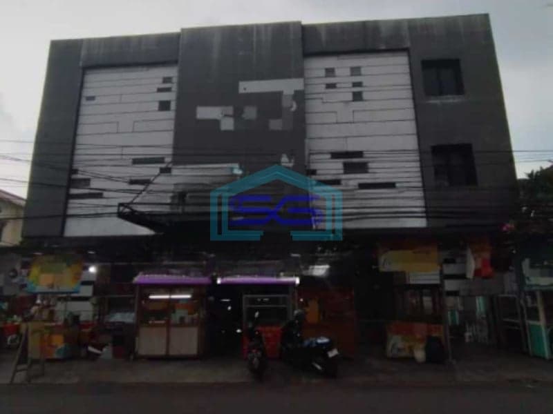 Disewakan Ruko Gandeng Besar di Jalan Utama Taman Galaxy Bekasi LB 510m2