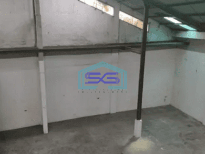 Disewakan Ruang Usaha Luas Bangunan 450 m² di Jatinegara Jakarta Timur