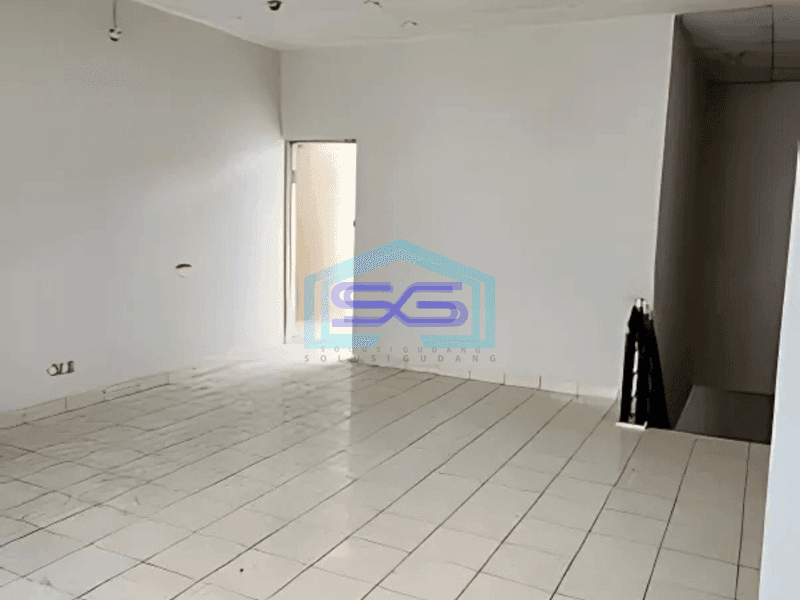 Dijual Ruko 3 Lantai Siap Huni di Golden Boulevard Bsd City Serpong Tangerang Selatan