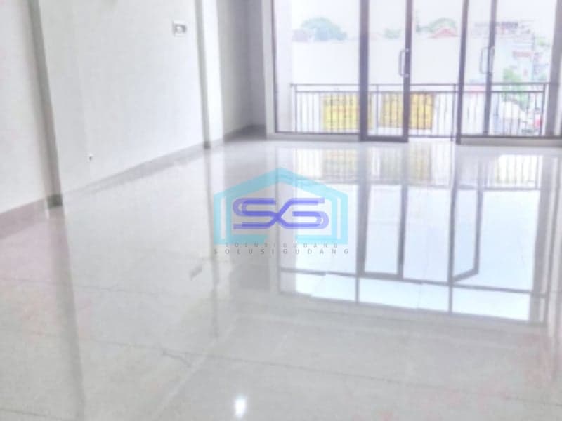 Dijual Ruko Luas Bangunan  900 m² Lokasi Bebas Banjir di Jakarta Timur