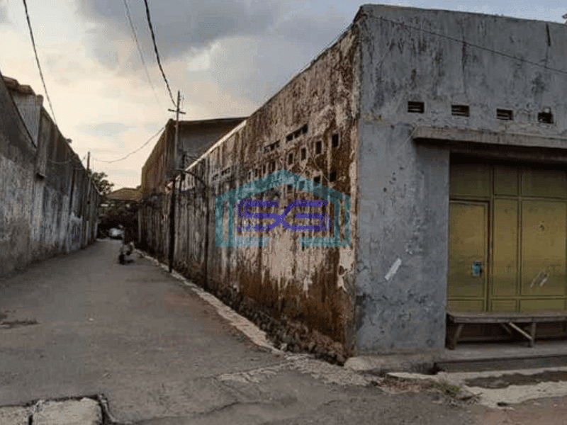 Dijual Gudang Luas Strategis di Mainroad Kiaracondong Bandung LT 1800m2