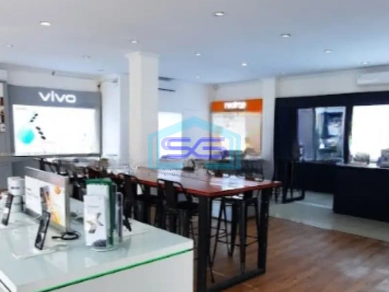 Disewakan 2 Ruko Gandeng 3 Lantai DI Komplek Ruko Colombo Depok Sleman Jogja Luas Bangunan 440 m²