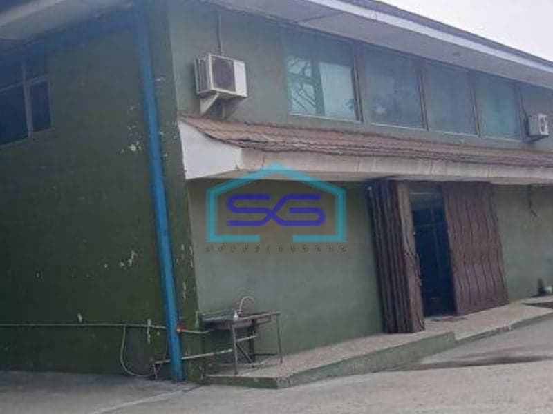 Disewakan Gudang Narogong Pinggir jalan utama akses semua jenis kendaraan berat