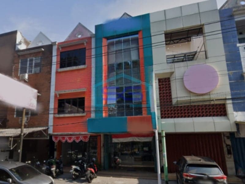 出售：西爪哇三宝垄Catur Tunggal商铺，地皮88平方米