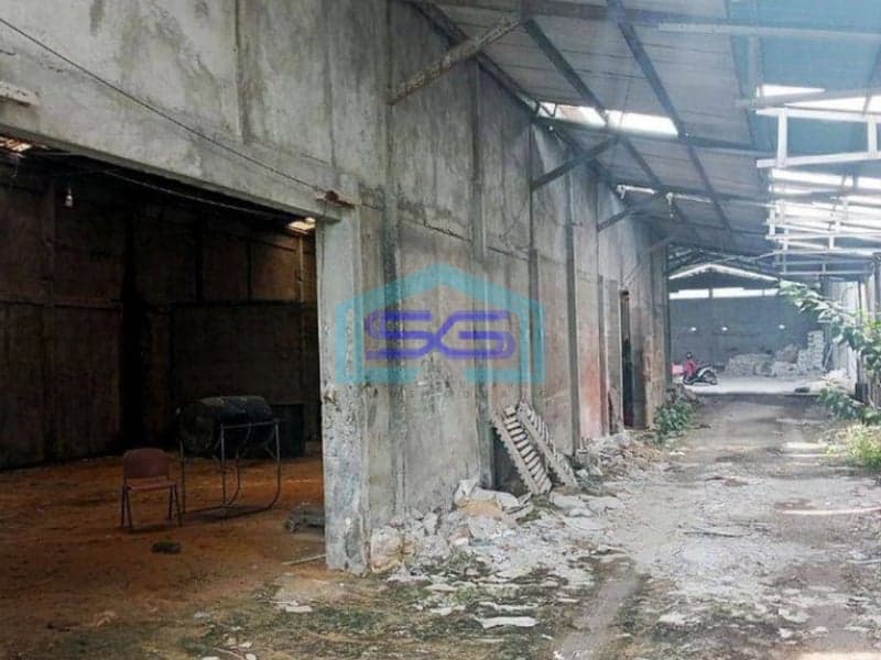 Dijual Gudang Hulaan Menganti Surabaya Row Lebar Siap Pakai LT 2015m2