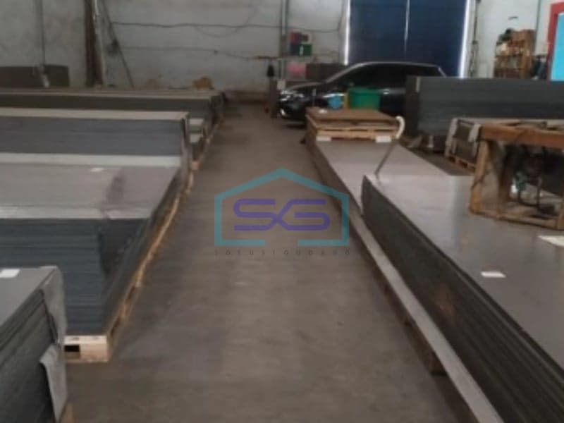 Flood-Free Warehouse for Sale Land Area 508 m² Located in West Jakarta