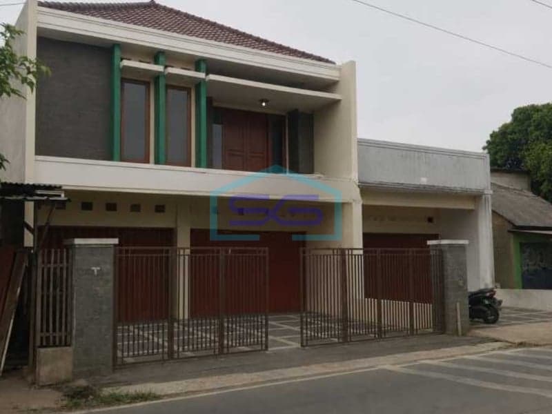 Disewakan Ruko Gandeng di Pinggir Jalan Besar Bantar Gebang Bekasi Jawa Barat Luas Bangunan 750 m²