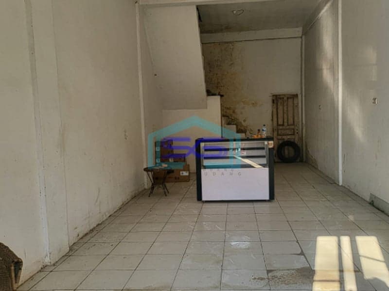 Disewakan Ruko di Jalan MP Mangkunegara Palembang LB 540m2