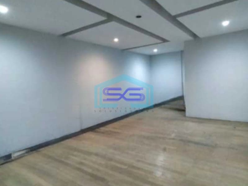 Dijual Ruang Usaha Sangat Bagus Lokasi Strategis di Surya Sumantri Bandung LT 780m2