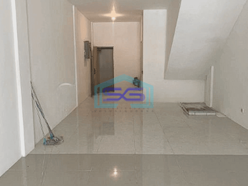 Disewakan Ruko Raya Merdeka Cimone Tangerang Luas Bangunan 200m2