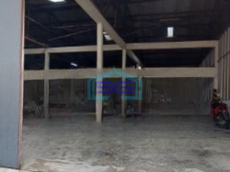 Disewakan Gudang Luas Bangunan 450 m² Lokasi Strategis di Pluit Jakarta Utara