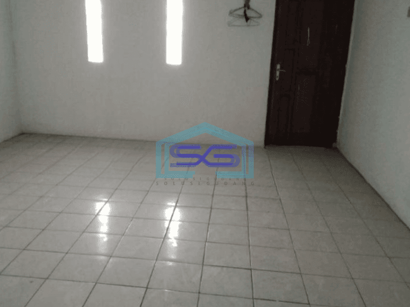 Disewakan Ruko 2 Lantai Luas Bangunan 185 m² di Cibodas Tangerang