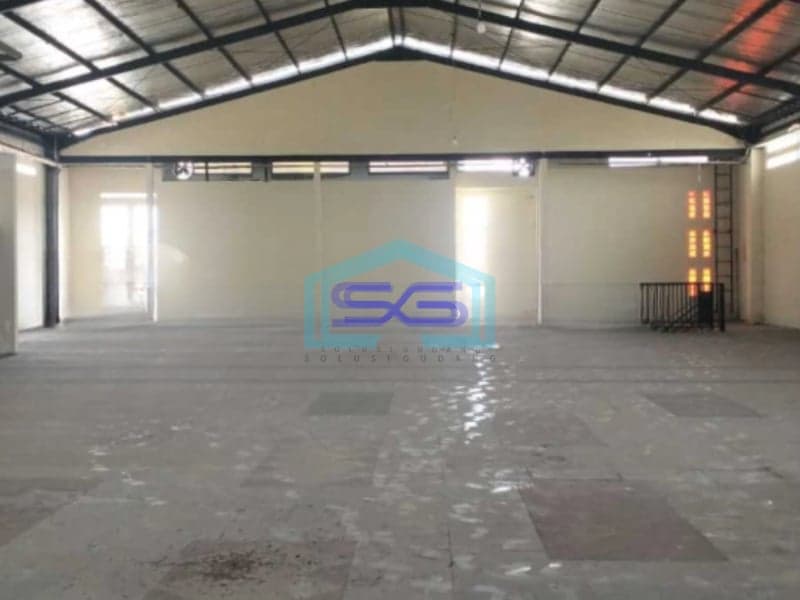 Disewakan Ruko Luas Tanah  860 m² Lokasi Srondol Semarang