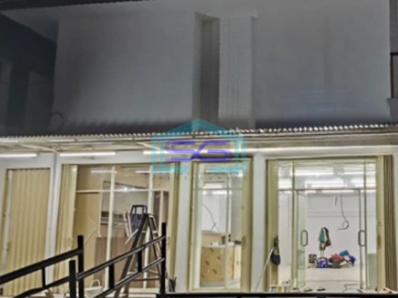 Disewakan Ruang Usaha Ex Indomaret di Jl Kompas Palmerah Jakarta Barat 2 Lantai LT 246m2