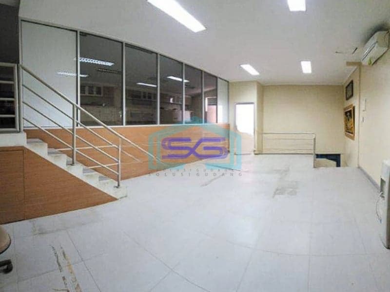 Dijual Gudang Siap Pakai di Kompleks Pergudangan Kamal Jakarta Utara LB 545m2