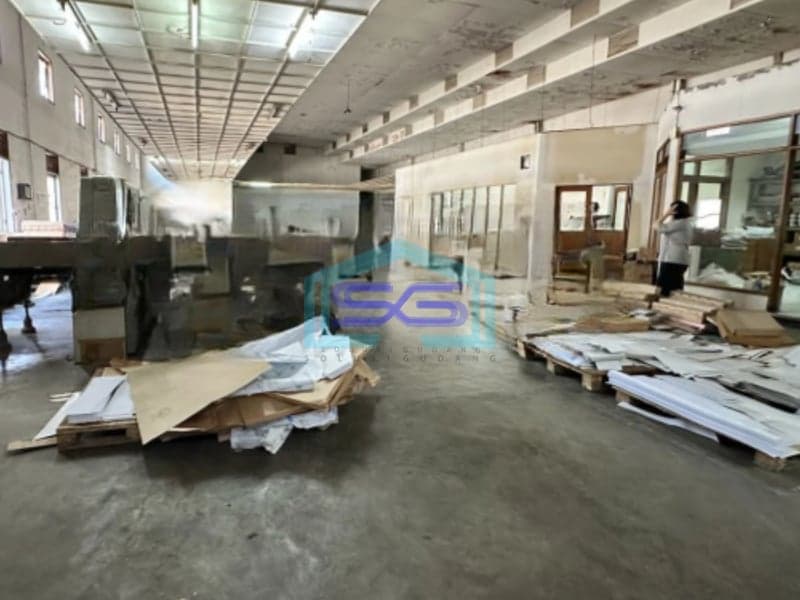 Dijual Pabrik Luas Bangunan  1574 m² Lokasi Caringin Bandung