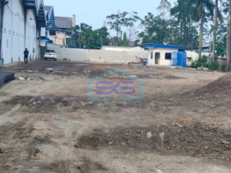 Industrial Warehouse for Rent Building Size 2052 m² Located in Jati Uwung Tangerang Flood-Free