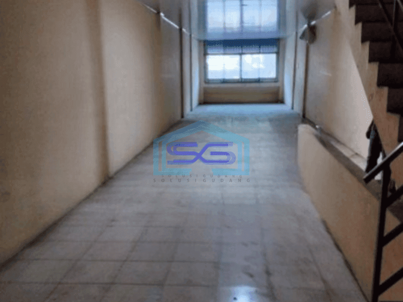 Disewakan Ruko Lokasi Strategis di Pejagalan Raya Sederet Pasar Penjaringan Jakarta Utara Luas Bangunan  240 m²