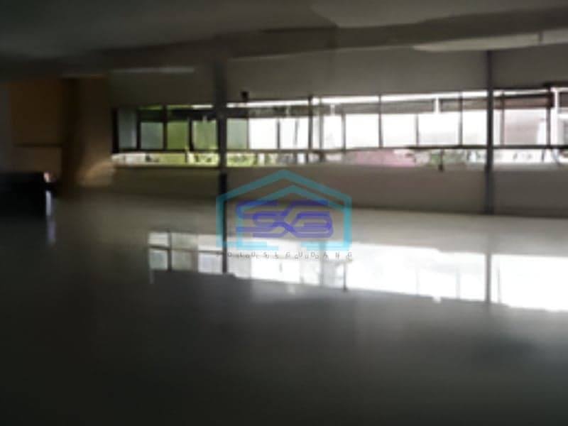 Disewakan Ruang Usaha Di Laksda Adisucipto Depok Sleman Jogja Luas Bangunan 163 m²