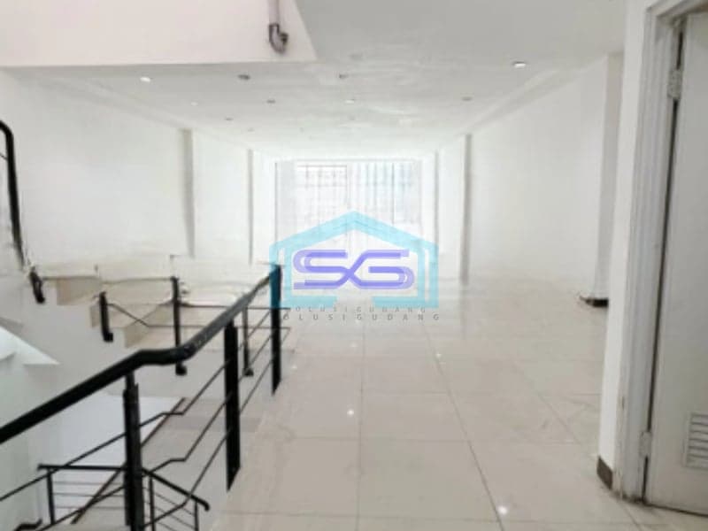 Disewakan Ruko Lokasi Strategis di Tangerang Luas Tanah 160 m2