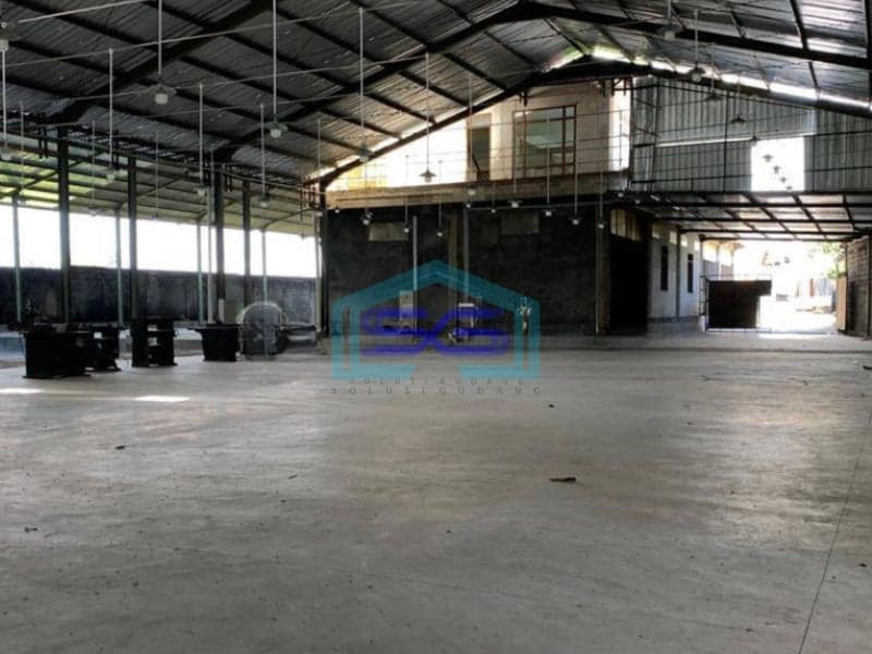 Disewakan Gudang Besar Murah Cocok Untuk Logistik Dan Kendaraan Bantul Yogyakarta LT 3800m2