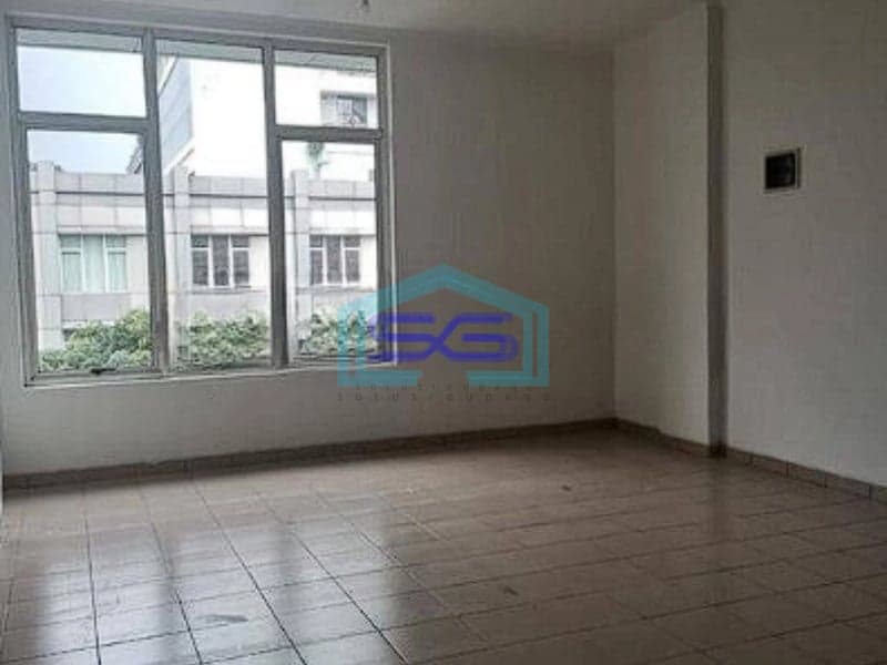 Disewakan cepat Ruko 3 lantai di Alam Sutera Town Center Tangerang LB 200m2