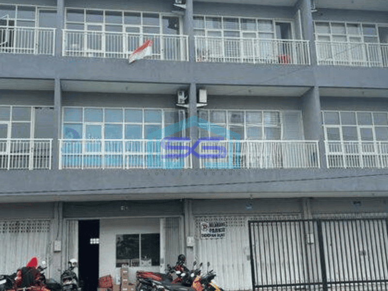 Dijual Ruko Dian Istana Deretan Mocca Verbana Surabaya